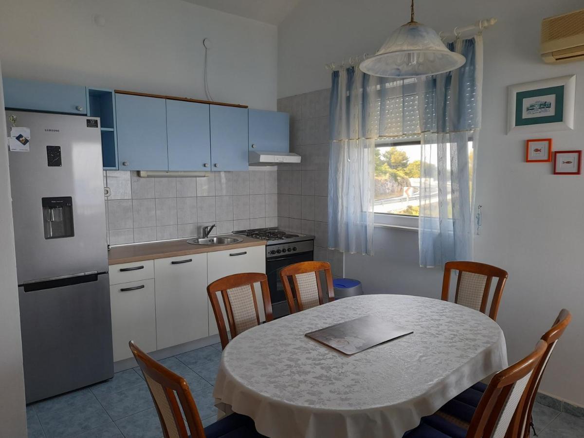 Apartments Nevjestic Primosten Exterior photo